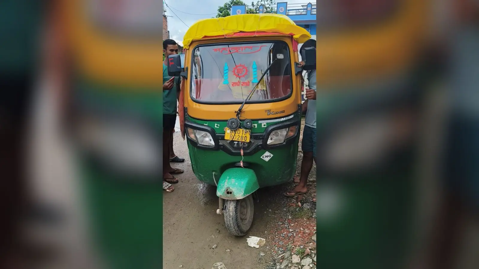 नोट: फोटो नंबर 23 सीएचपी 3 है कैप्सन होगा-शराब के खेप लेकर जा रही बरामद ऑटो | Prabhat Khabar Network नोट: फोटो नंबर 23 सीएचपी 3 है कैप्सन होगा-शराब के खेप लेकर जा रही बरामद ऑटो | Prabhat Khabar Network