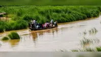 कुशेश्वरस्थान पूर्वी में सरकारी नाव पर अवैध किराया वसूली का आरोप, बाढ़ पीड़ितों में आक्रोश