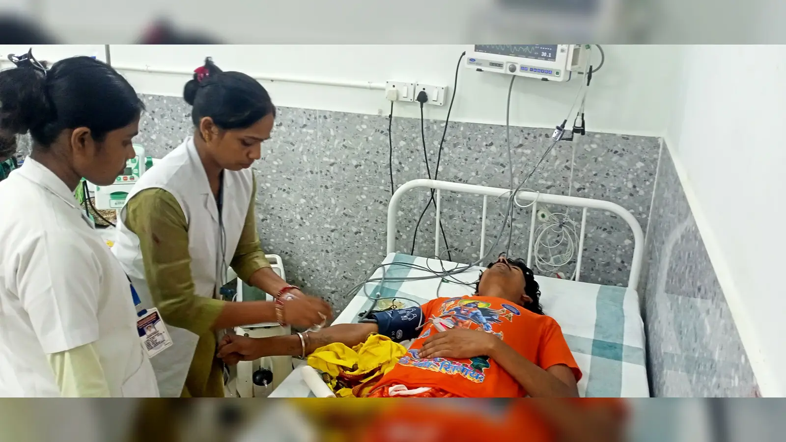 अस्पताल में भर्ती कांवरिया | Prabhat Khabar Network अस्पताल में भर्ती कांवरिया | Prabhat Khabar Network