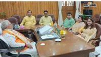 सुधा डेयरी के दूषित जल से 40 एकड़ खेत और 1100 लीची के पेड़ तबाह, विधानसभा अध्यक्ष से मिले विधायक