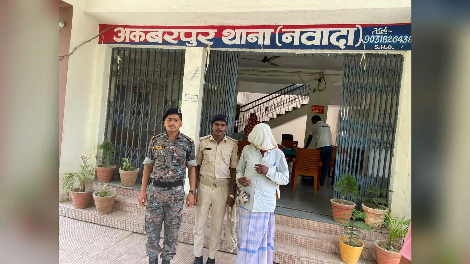 शराब के नशे में बहू से मारपीट, ससुर गिरफ्तार | Prabhat Khabar Network शराब के नशे में बहू से मारपीट, ससुर गिरफ्तार | Prabhat Khabar Network