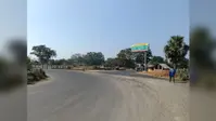 दुमका के रानीश्वर प्रखंड के कई घूमावदार सड़क से दुर्घटना की बनी हुई है आशंका, लोगों में दर का माहौल