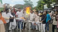 मधुबनी: झंझारपुर में नीट पेपर लीक के विरोध में कांग्रेस का जनाक्रोश मार्च, प्रधानमंत्री का पुतला फूंका