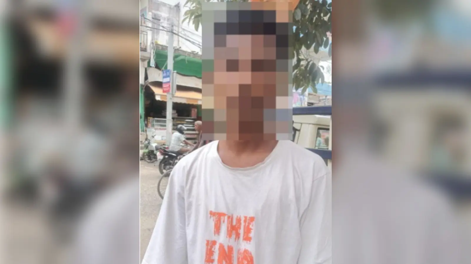 फोटो नं 107. थाने में गिरफ्तार आरोपी की तस्वीर. | Prabhat Khabar Network फोटो नं 107. थाने में गिरफ्तार आरोपी की तस्वीर. | Prabhat Khabar Network