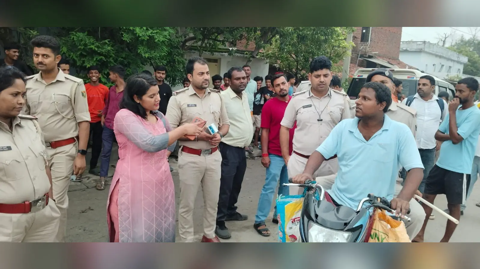अभियान में शामिल डीटीओ | Prabhat Khabar Network अभियान में शामिल डीटीओ | Prabhat Khabar Network