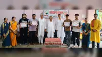 प्रशिक्षण पूरा करने वाले विद्यार्थियों को मिला प्रमाण पत्र