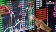शेयर बाजार में गिरावट जारी, Sensex 400 अंक टूटा, महंगे क्रूड से बढ़ी चिंता