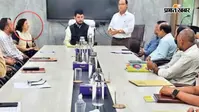 रांची विवि में आरटीआई समीक्षा बैठक के दौरान प्रोटोकॉल पर उठा सवाल, कुलपति की कुर्सी पर बैठे सूचना आयुक्त