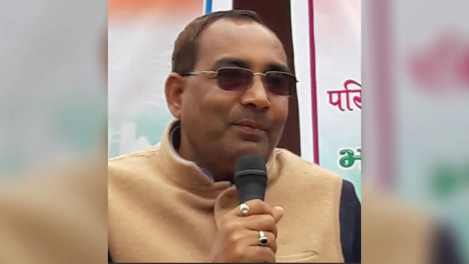 फाईल फोटो-पीपरा विधायक श्यामबाबू यादव | Prabhat Khabar Network फाईल फोटो-पीपरा विधायक श्यामबाबू यादव | Prabhat Khabar Network
