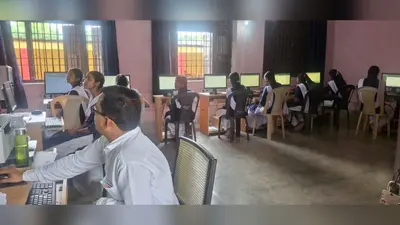 एसडीएम विनय कुमार ने किया सरस्वती विद्या निकेतन +2 विद्यालय का निरीक्षण, छात्राओं की डिजिटल शिक्षा पर दिया जोर