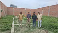 सीवान में पैक्स गोदाम निर्माण की धीमी रफ्तार पर संयुक्त निबंधक सख्त, निरीक्षण में मिली कई खामियां