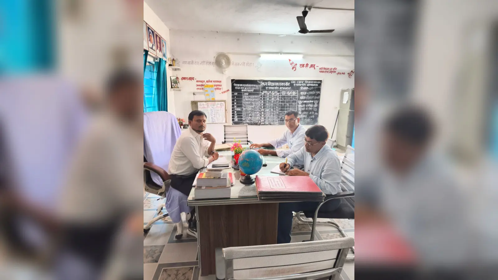 फोटो संख्या : 1 निरीक्षण में पहुंचे अध्यक्ष व अन्य | Prabhat Khabar Network फोटो संख्या : 1 निरीक्षण में पहुंचे अध्यक्ष व अन्य | Prabhat Khabar Network