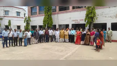 मधुबनी: उच्च शिक्षा विधेयक के विरोध में रामकृष्ण महाविद्यालय के शिक्षकों ने बांधी काली पट्टी