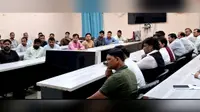छात्र गतिविधियों को लेकर प्रशासन सतर्क, कोचिंग संचालकों के साथ डीएम-एसपी ने की बैठक