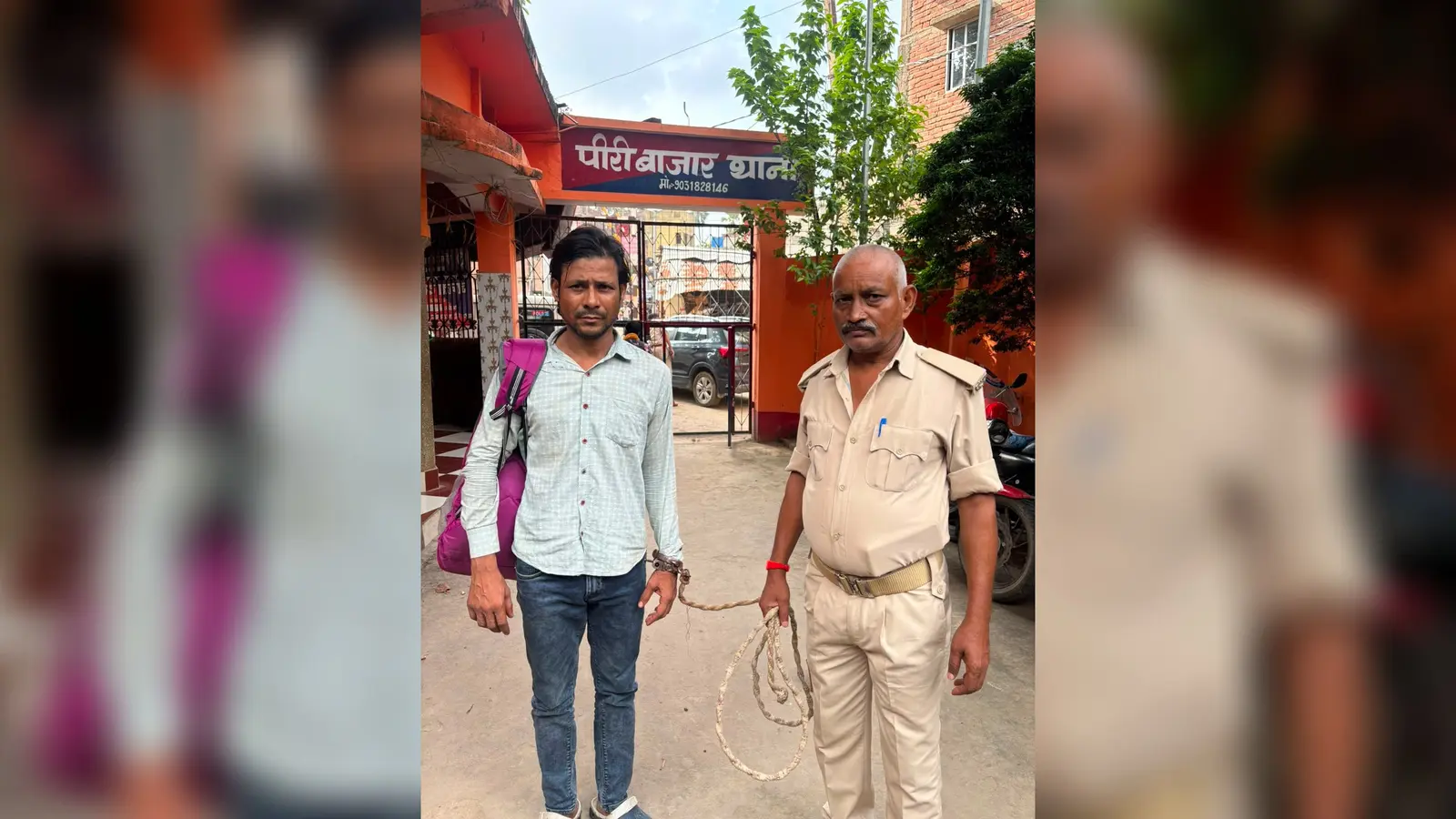 गिरफ्तार युवक को न्यायलय ले जाते पुलिस कर्मी | Prabhat Khabar Network गिरफ्तार युवक को न्यायलय ले जाते पुलिस कर्मी | Prabhat Khabar Network