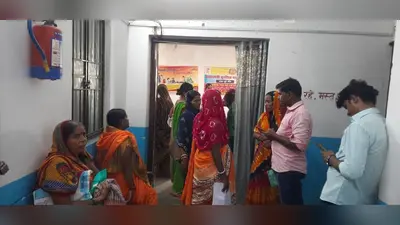 महाराजगंज अनुमंडल अस्पताल में नहीं है लैब टेक्नीशियन, प्राइवेट लैब में करानी पड़ रही है जांच