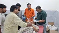 रोहतास में खड़े टैंकर से टूरिस्ट बस की टक्कर, दर्जन भर यात्री घायल, सभी खतरे से बाहर