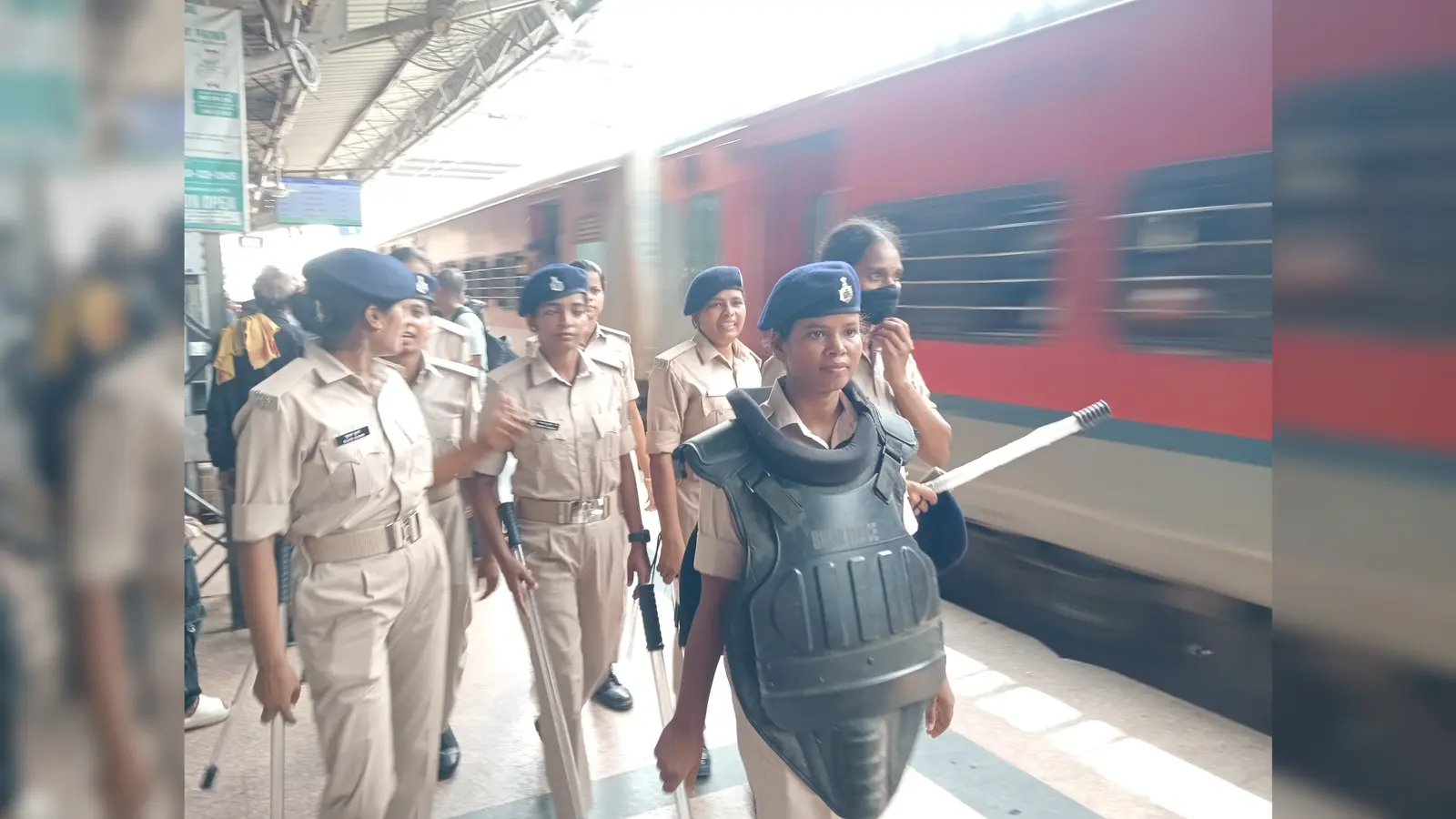 पुलिस | Prabhat Khabar Network पुलिस | Prabhat Khabar Network