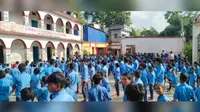 छात्र-छात्राओं को दी गयी ठनके से बचाव की जानकारी, बारिश में पेड़ के नीचे खड़े नहीं होने की दी सलाह