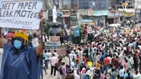 बिहार बंद: छपरा में बवाल, सीवान में कॉकरोच बनकर पहुंचा छात्र, पटना MLC क्वार्टर में भारी पुलिस बल तैनात, जानिए अब तक क्या-क्या हुआ