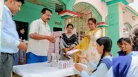सीवान : बड़हरिया के स्कूल में 450 छात्राओं को मिली एनीमिया से बचाव की दवा, स्वास्थ्य के प्रति किया गया जागरूक