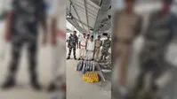 'ऑपरेशन सतर्क' के तहत गया जंक्शन पर कार्रवाई, 39 लीटर अंग्रेजी शराब के साथ तस्कर गिरफ्तार