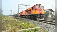 कटिहार मंडल में माल ढुलाई से बढ़ा राजस्व, 39 रैक मक्का से 23.53 करोड़ की आय