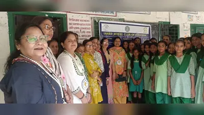 कोडरमा को छात्राओं को स्वस्थ जीवनशैली और योग का दिया गया संदेश