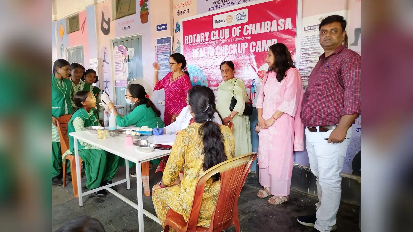 तसवीर 25सीबीएस 52: शिविर में दंत जांच करते चिकित्सक | Prabhat Khabar Network तसवीर 25सीबीएस 52: शिविर में दंत जांच करते चिकित्सक | Prabhat Khabar Network