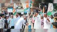 गया जी : ग्रामीण होल्डिंग टैक्स के विरोध में कांग्रेस का प्रदर्शन, वापस लेने की मांग