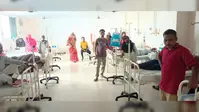 मॉडल सदर अस्पताल में मरीज बेहाल, दवा और जांच के लिए बाहर जाना पड़ रहा