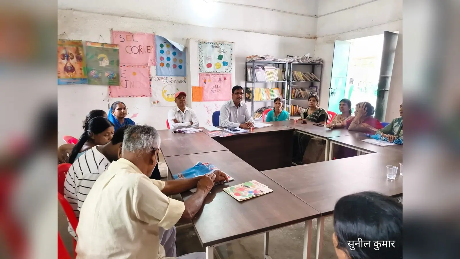 बैठक में अध्यक्ष व अन्य. | Prabhat Khabar Network बैठक में अध्यक्ष व अन्य. | Prabhat Khabar Network