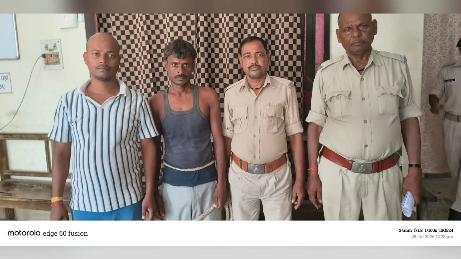 शराब के नशे में गिरफ्तार पियक्कड़ | Prabhat Khabar Network शराब के नशे में गिरफ्तार पियक्कड़ | Prabhat Khabar Network