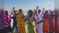 कटाव रोकने का काम या लापरवाही? ग्रामीणों ने निर्माण सामग्री पर उठाए गंभीर सवाल