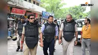 प्रदर्शन के दौरान शहर में कई जगह होर्डिंग से की गई तोड़फोड़, वाहनों को भी पहुंचाया नुकसान