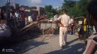 Ujiarpur News: ई-रिक्शा की टक्कर से पांच वर्षीय बच्ची की मौत, आक्रोशित ग्रामीणों ने किया सड़क जाम