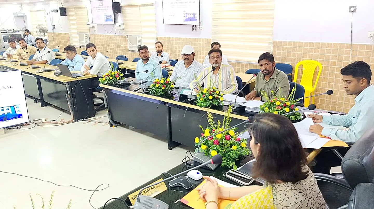 फोटो - बैठक में शामिल विधुत विभाग के | Prabhat Khabar Network फोटो - बैठक में शामिल विधुत विभाग के | Prabhat Khabar Network