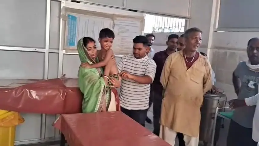 अस्पताल में बच्चा का होता इलाज | Prabhat Khabar Network अस्पताल में बच्चा का होता इलाज | Prabhat Khabar Network
