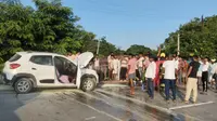 मोतिहारी-मुजफ्फरपुर NH-28 पर चलती कार में लगी आग, चालक की सूझबूझ से टला बड़ा हादसा
