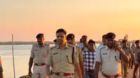 गोपालपुर रिंग बांध का एसपी ने किया निरीक्षण, कटाव निरोधी कार्य समय पर पूरा करने के निर्देश