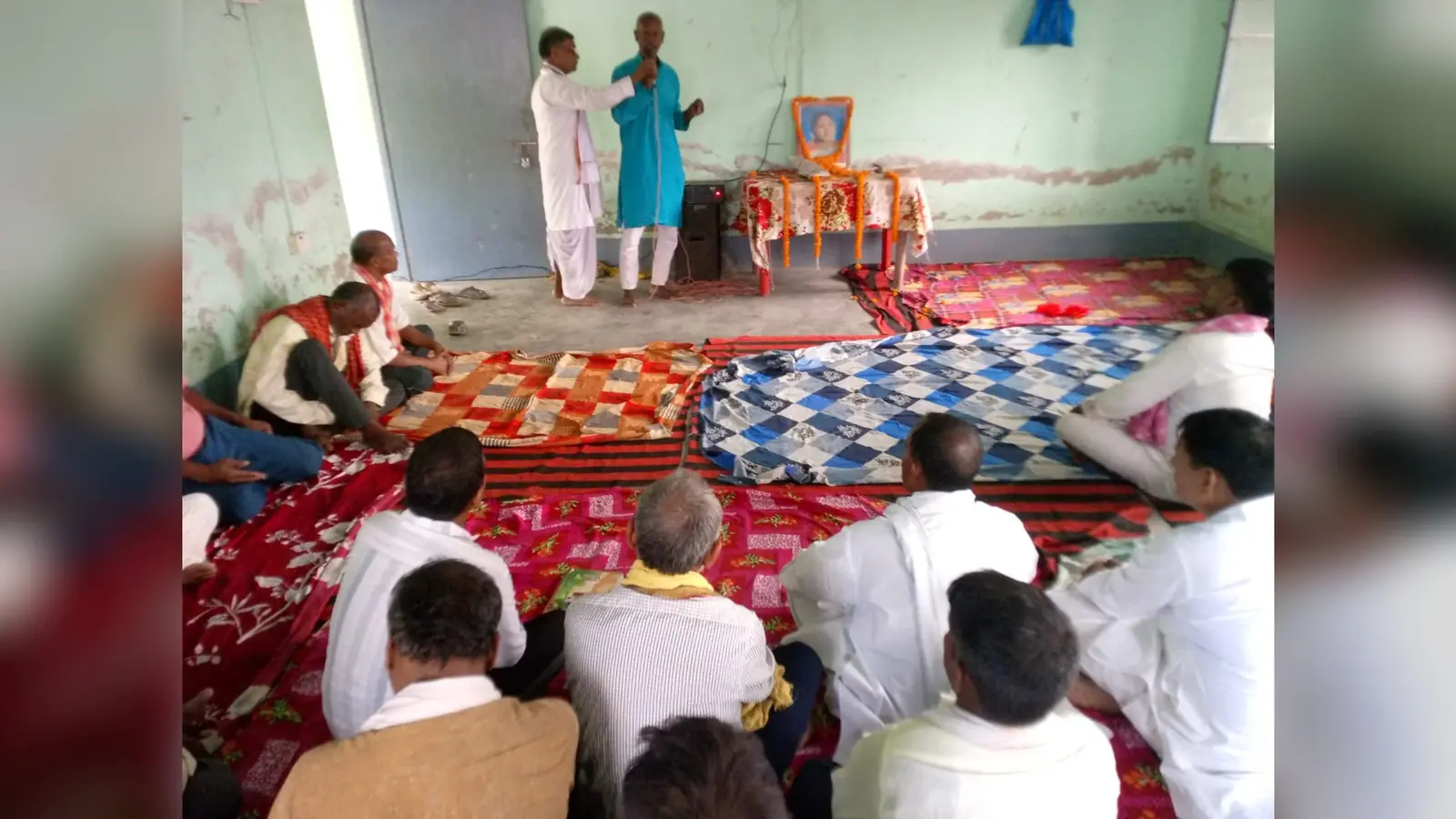 फूलन देवी के शहादत दिवस पर शामिल लोग | Prabhat Khabar Network फूलन देवी के शहादत दिवस पर शामिल लोग | Prabhat Khabar Network
