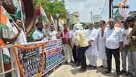 शेखपुरा में कांग्रेस ने निकाली कैंडल मार्च, नीट आंदोलन के दौरान मृत 21 युवाओं को दी श्रद्धांजलि