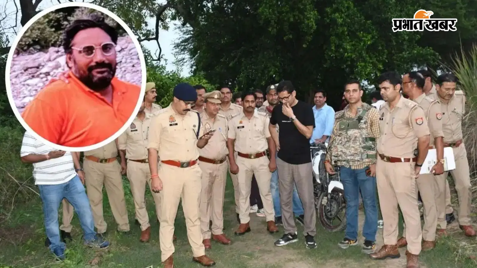 घटनास्थल पर पुलिस की मौजूदगी घटनास्थल पर पुलिस की मौजूदगी