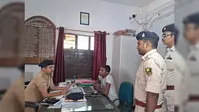 भोजपुर : सिकरहटा थाना पहुंचे एसडीपीओ कन्हैया कुमार, लंबित मामलों के जल्द निष्पादन का दिया निर्देश
