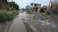 माधोपुर-आशापुर में सड़क पर बने जानलेवा गड्ढे, जलजमाव से बढ़ रहा हादसों का खतरा
