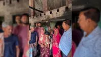 अग्निकांड पीड़ितों से मिले विधायक, हरसंभव मदद का दिया भरोसा