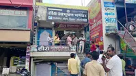 रोहतास: बिक्रमगंज में दिनदहाड़े ज्वेलरी शॉप में लूट, हथियारबंद बदमाशों ने मिनटों में समेटे गहने, पुलिस जांच में जुटी