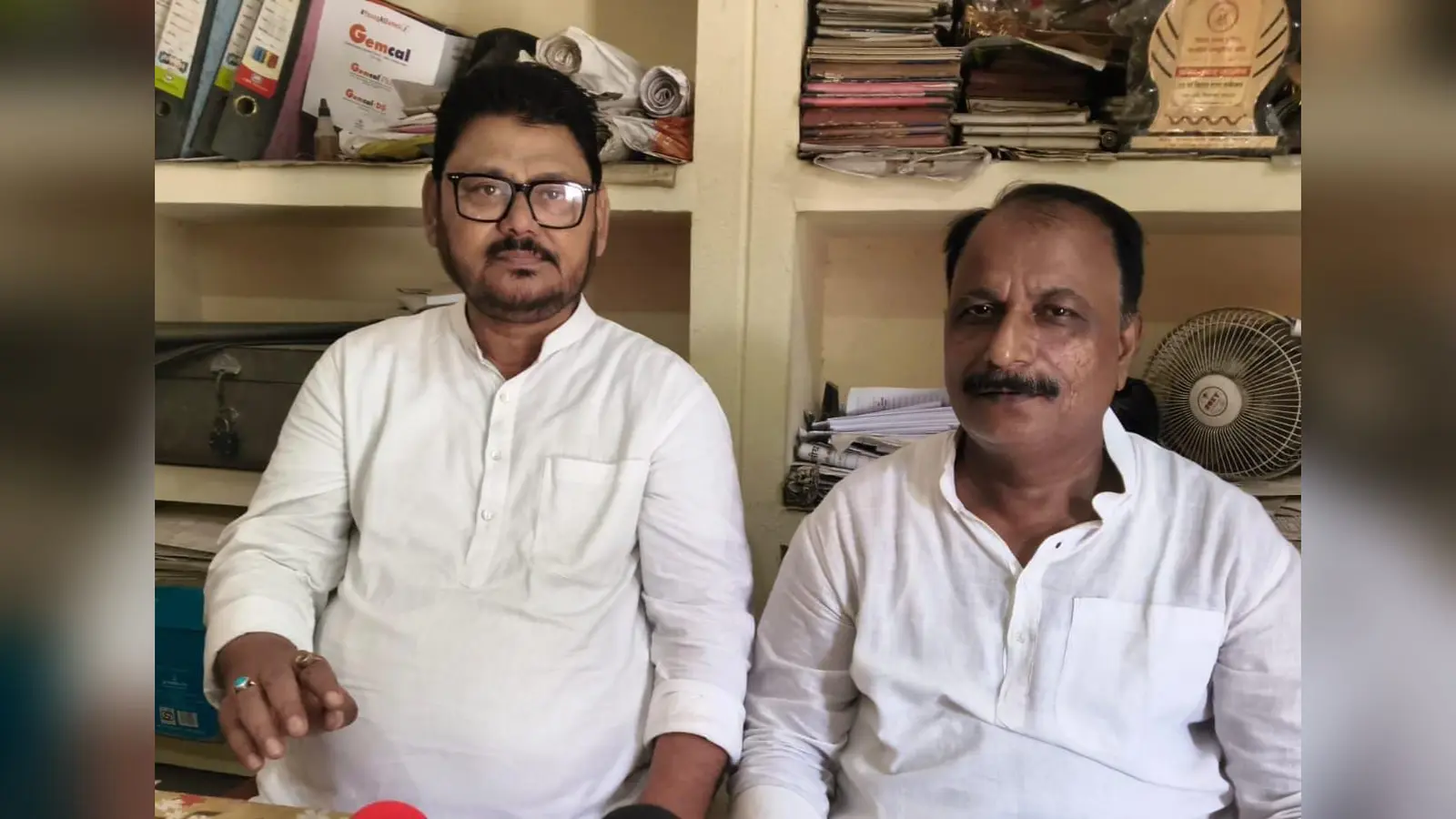 प्रेस कॉन्फ्रेंस में बोलते इरफान फातमी. | Prabhat Khabar Network प्रेस कॉन्फ्रेंस में बोलते इरफान फातमी. | Prabhat Khabar Network