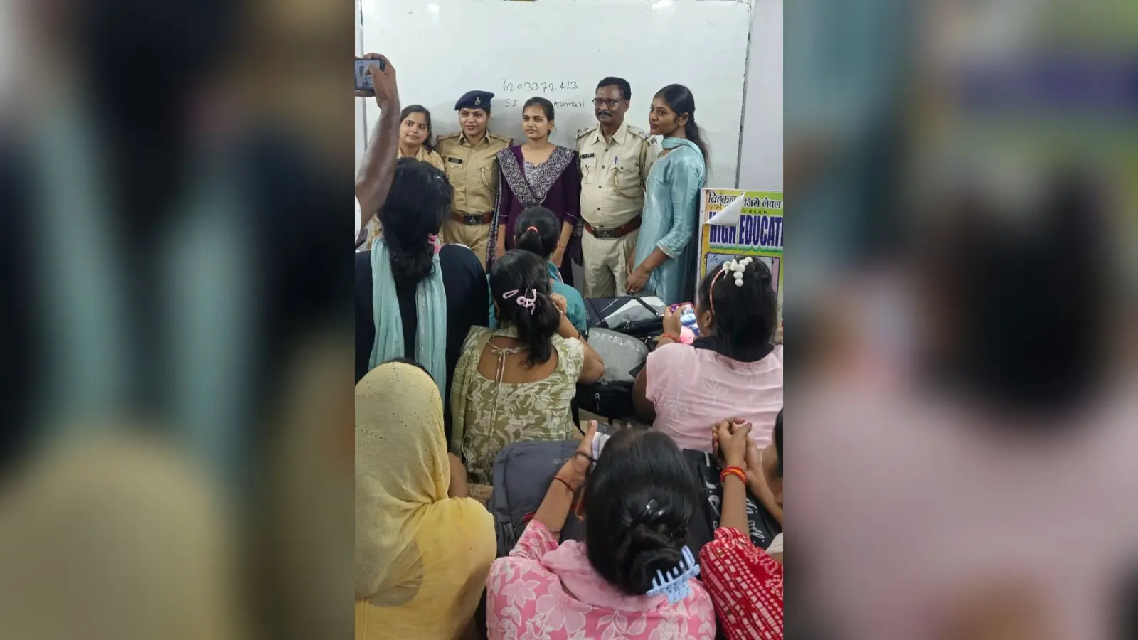 साइबर सुरक्षा का पाठ पढ़ाती कृष्णगढ़ पुलिस | Prabhat Khabar Network साइबर सुरक्षा का पाठ पढ़ाती कृष्णगढ़ पुलिस | Prabhat Khabar Network