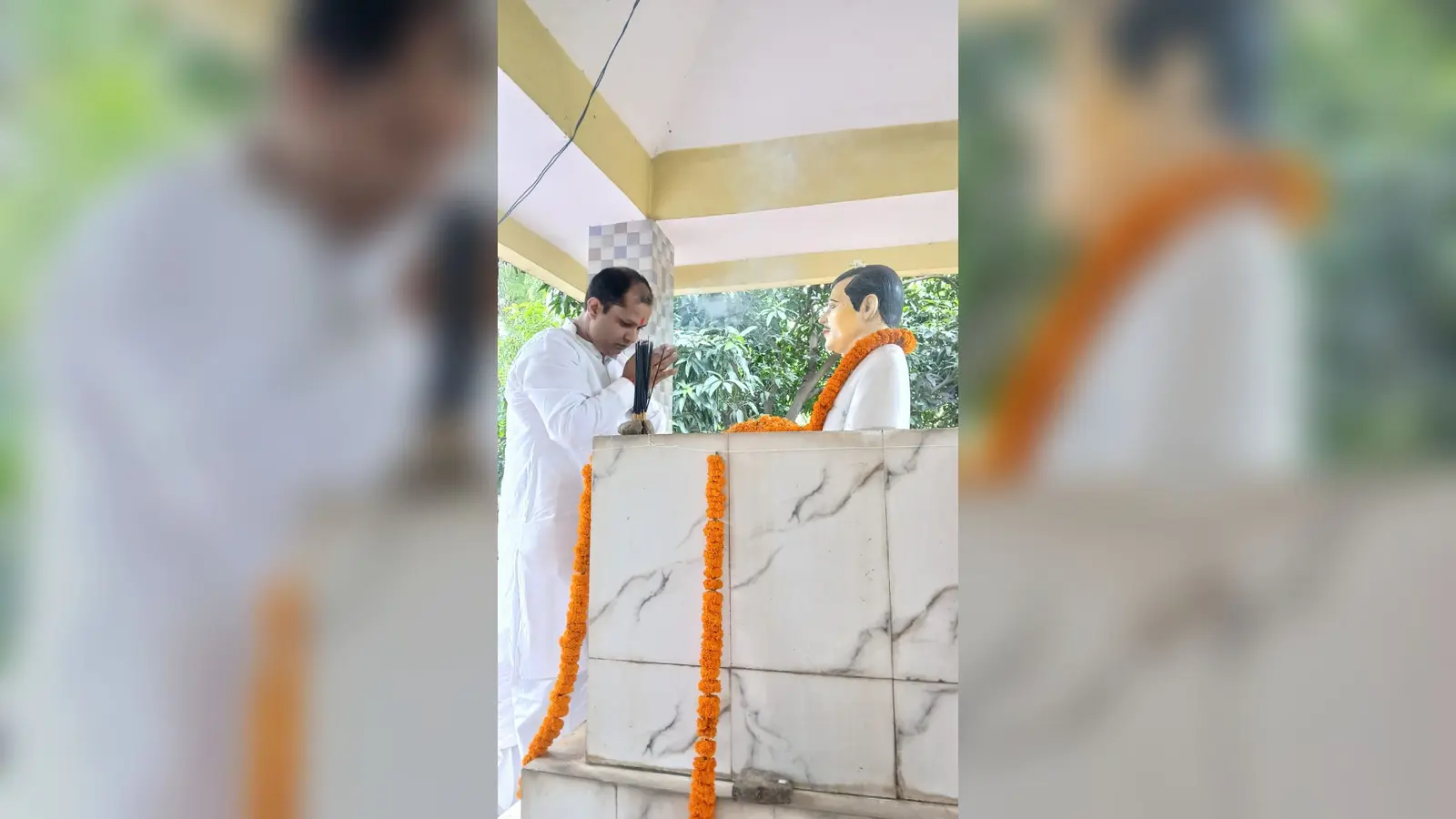 श्रद्धांजलि अर्पित करते समाजसेवी | Prabhat Khabar Network श्रद्धांजलि अर्पित करते समाजसेवी | Prabhat Khabar Network